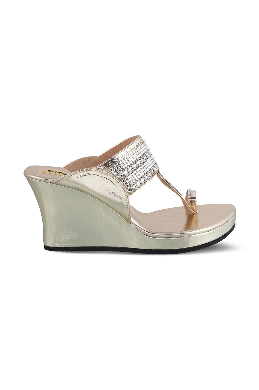 Crystal High K Wedge Light Gold