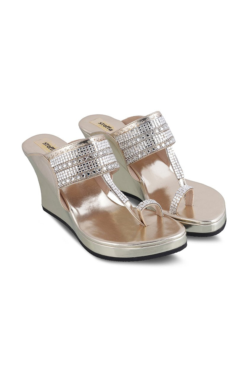 Crystal High K Wedge Light Gold