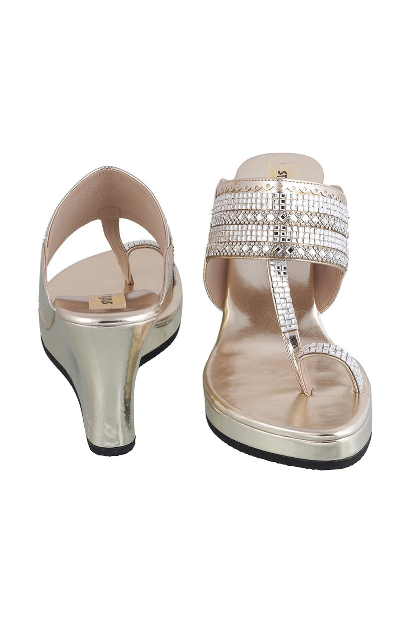 Crystal High K Wedge Light Gold