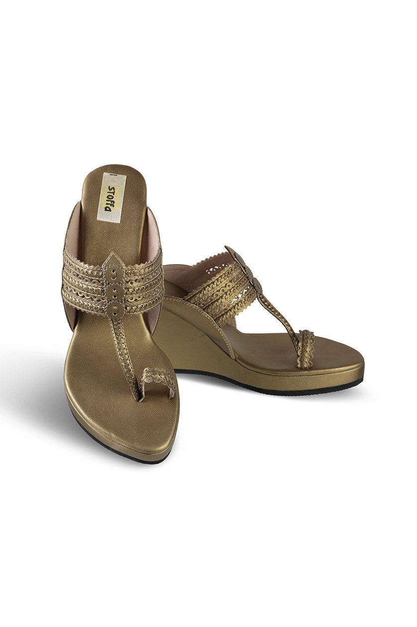 Classic High K Wedge Taupe