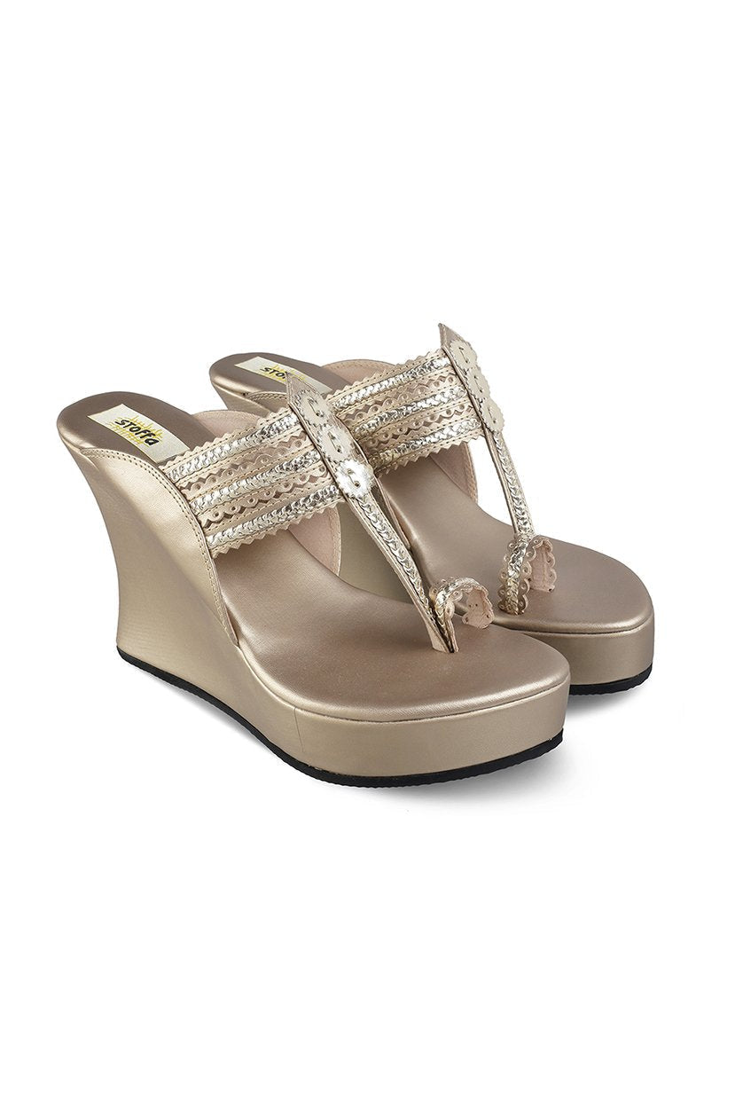 Classic Higher K Wedge Silver