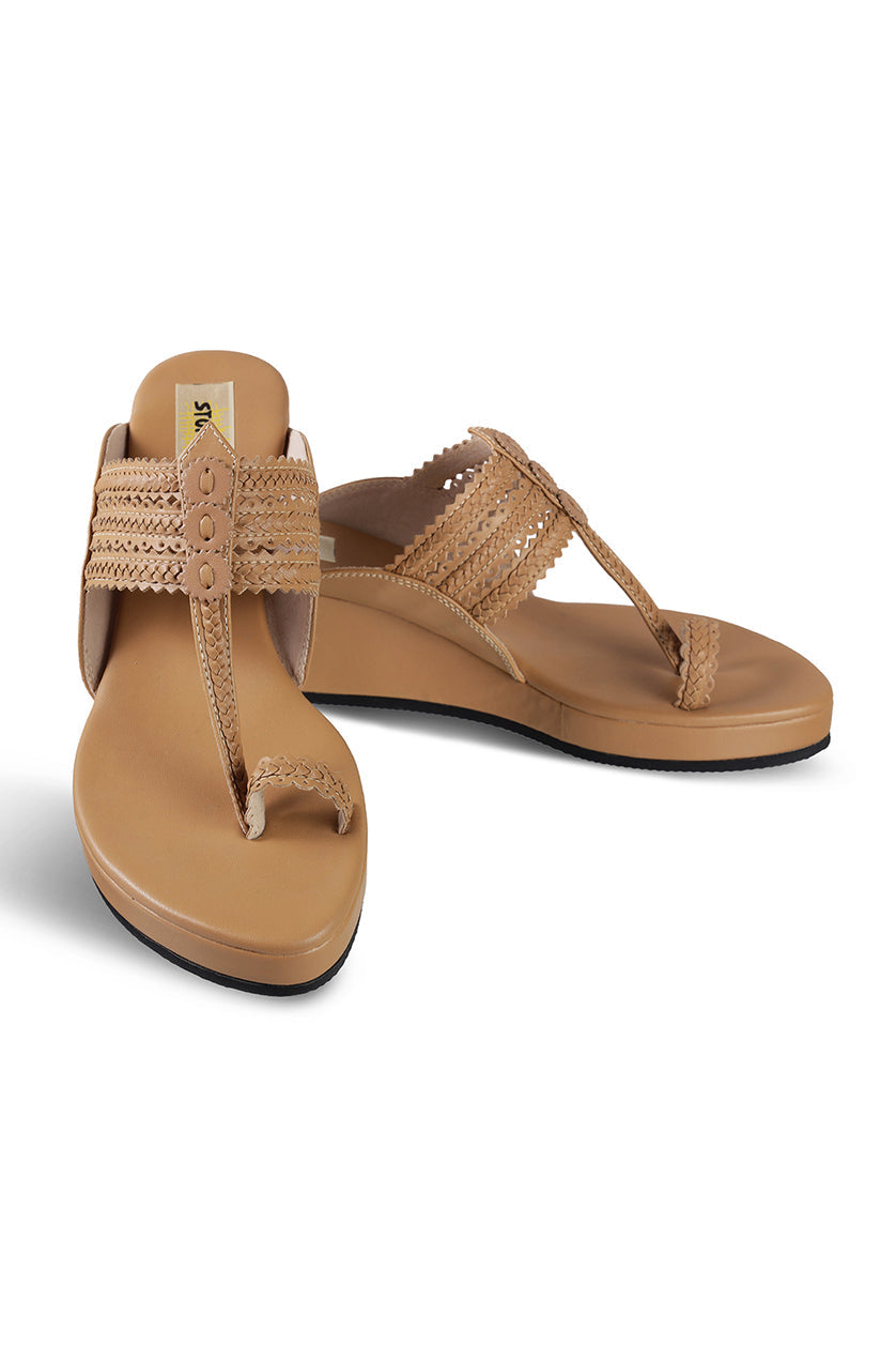 Classic Low K Wedge Taupe