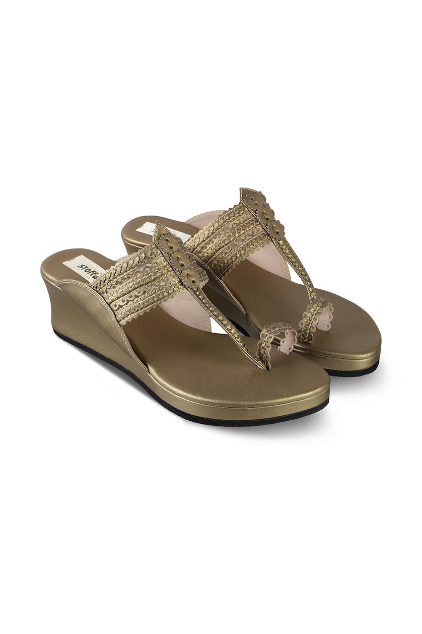 Classic Low K Wedge Taupe