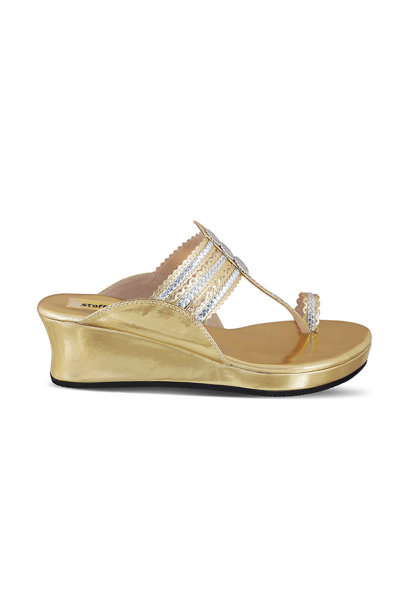 Classic Low K Wedge Antique Gold
