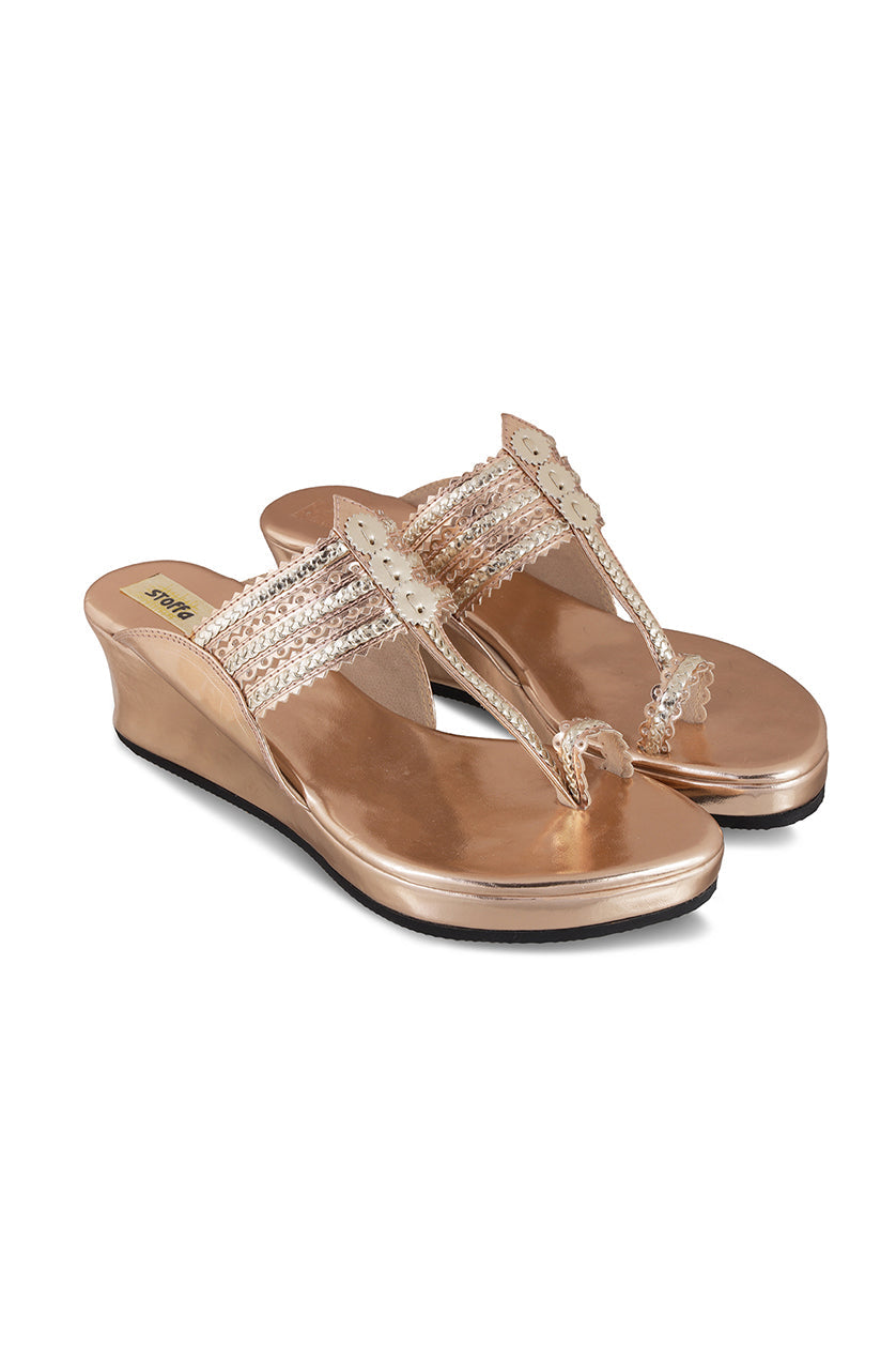 Classic Low K Wedge Camel